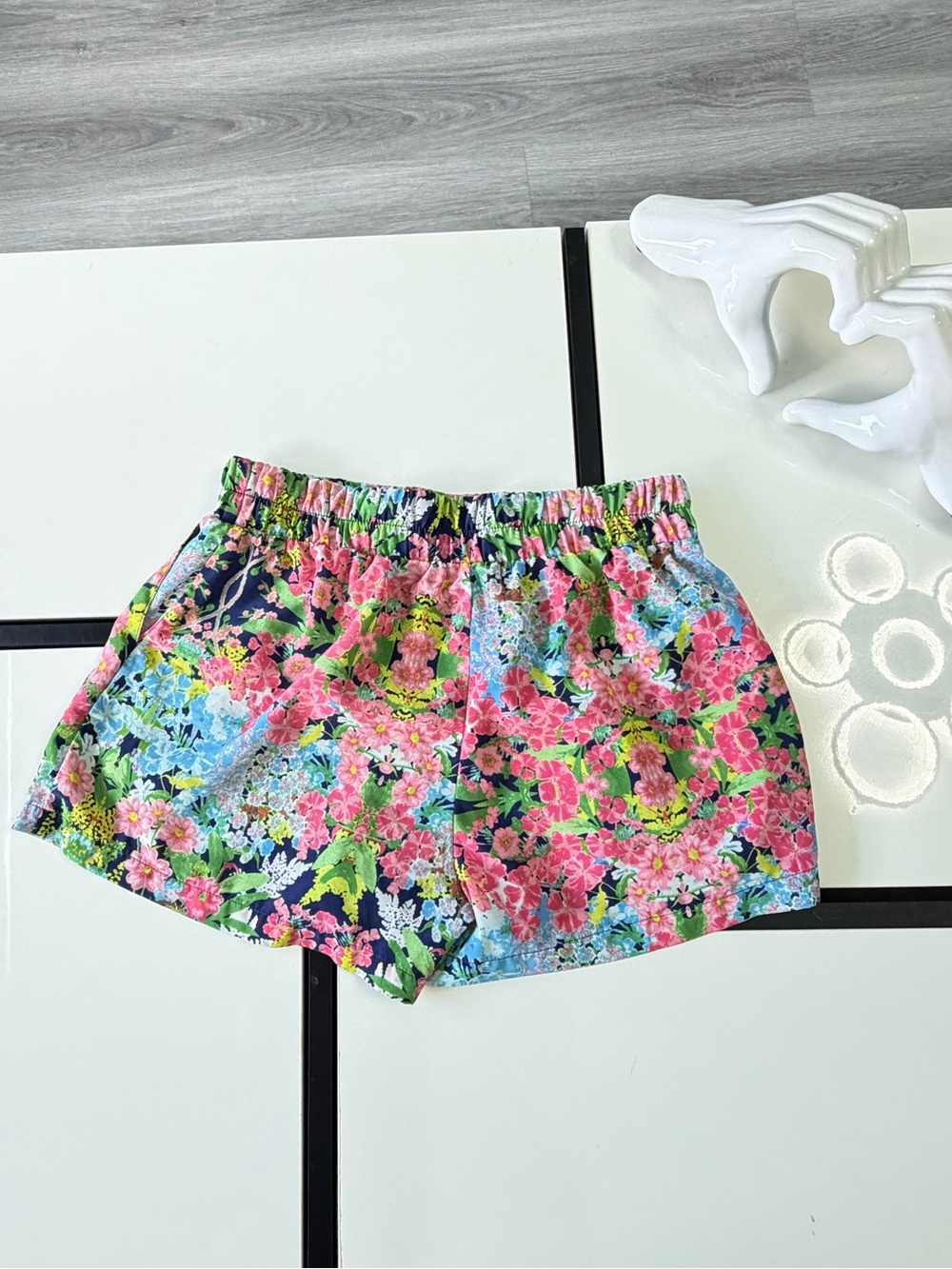 Freebird Floral Elastic Waist Shorts – Bright Summer Print 🌺✨
